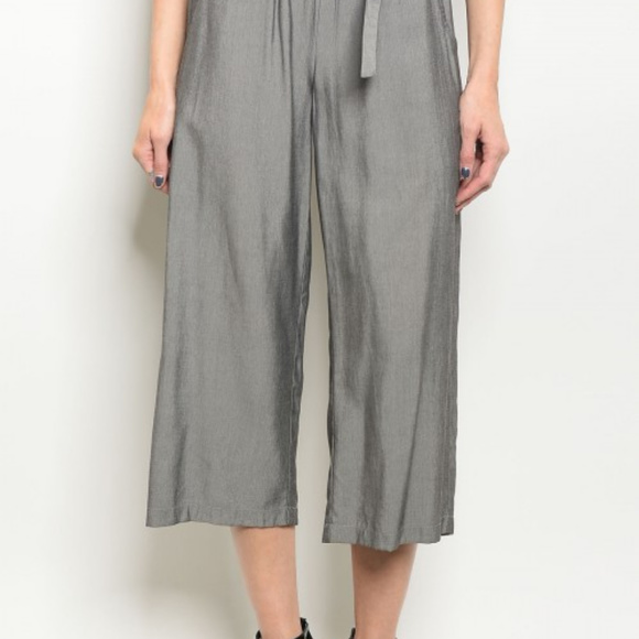 GRAY WIDE LEGGED PANTS - Picture 2 of 4